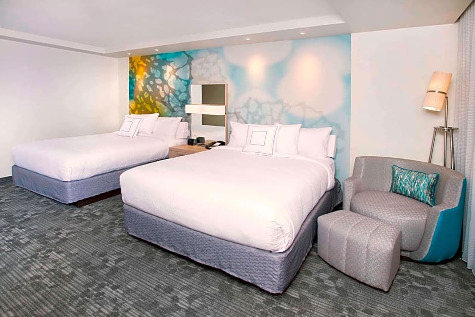 Courtyard by Marriott Redwood City