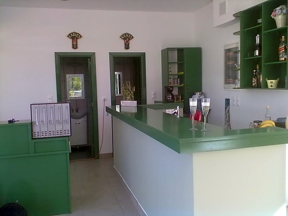 Anelia Boutique Studios & Apartments