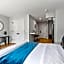 Luxe Studio with Charming Juliet Balcony