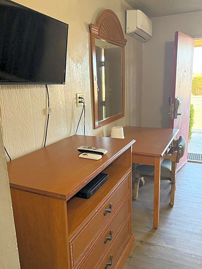 Apple Valley Motel