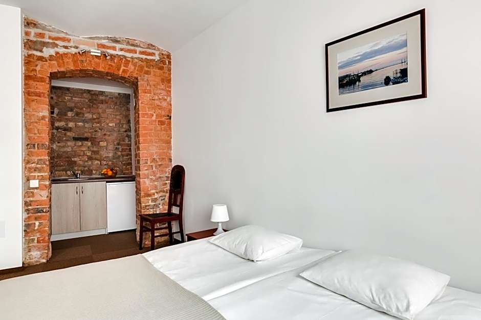 Janne Hotel with Self Check-in