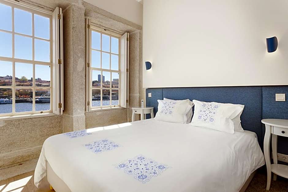 Oporto Home - River Front