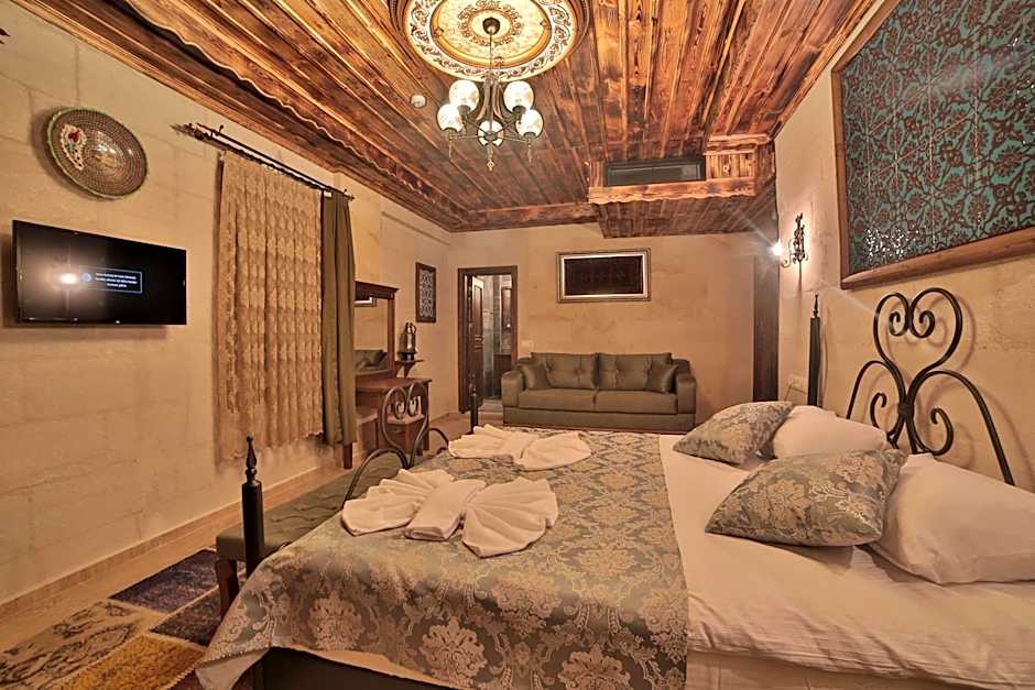 Caravanserai Inn Hotel