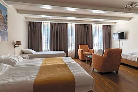 Economy Quadruple Room