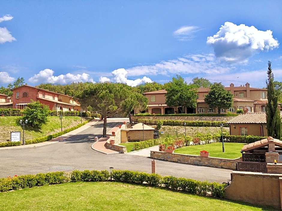 ISA-Residence with swimming-pool in Monteverdi Marittimo
