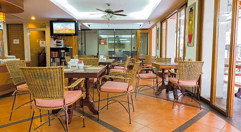 Thipurai Beach Hotel