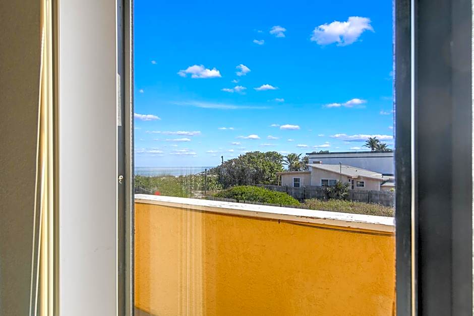 Anthony's on the Beach