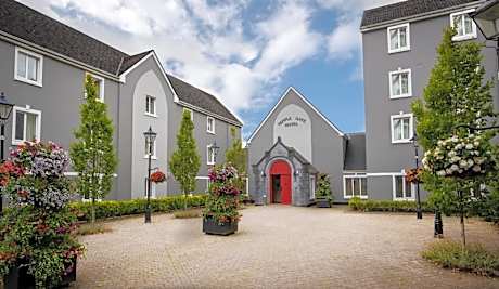 Temple Gate Hotel