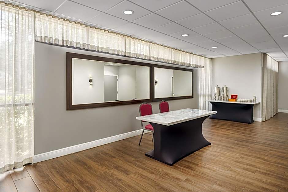 Courtyard by Marriott Orlando Lake Buena Vista at Vista Centre