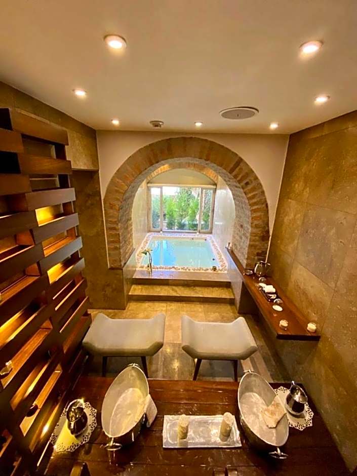 Illa Experience Hotel