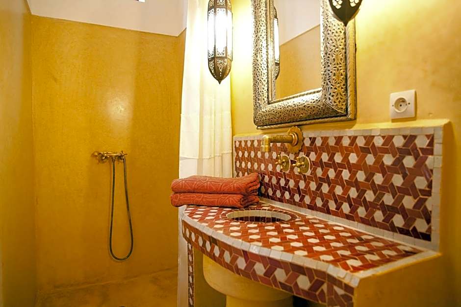 Riad Zineb