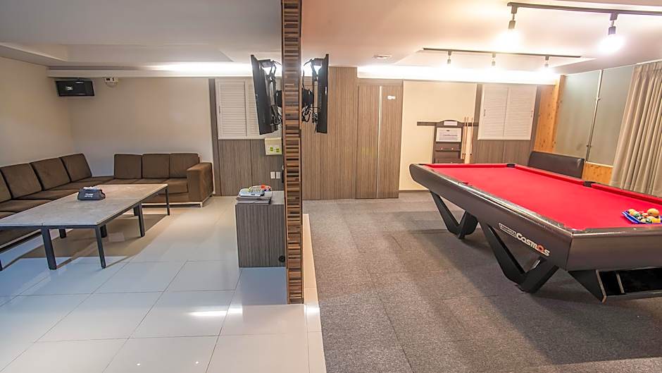 Yeongju Hotel