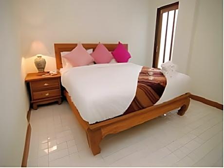 Standard Double Bed - 1st Floor