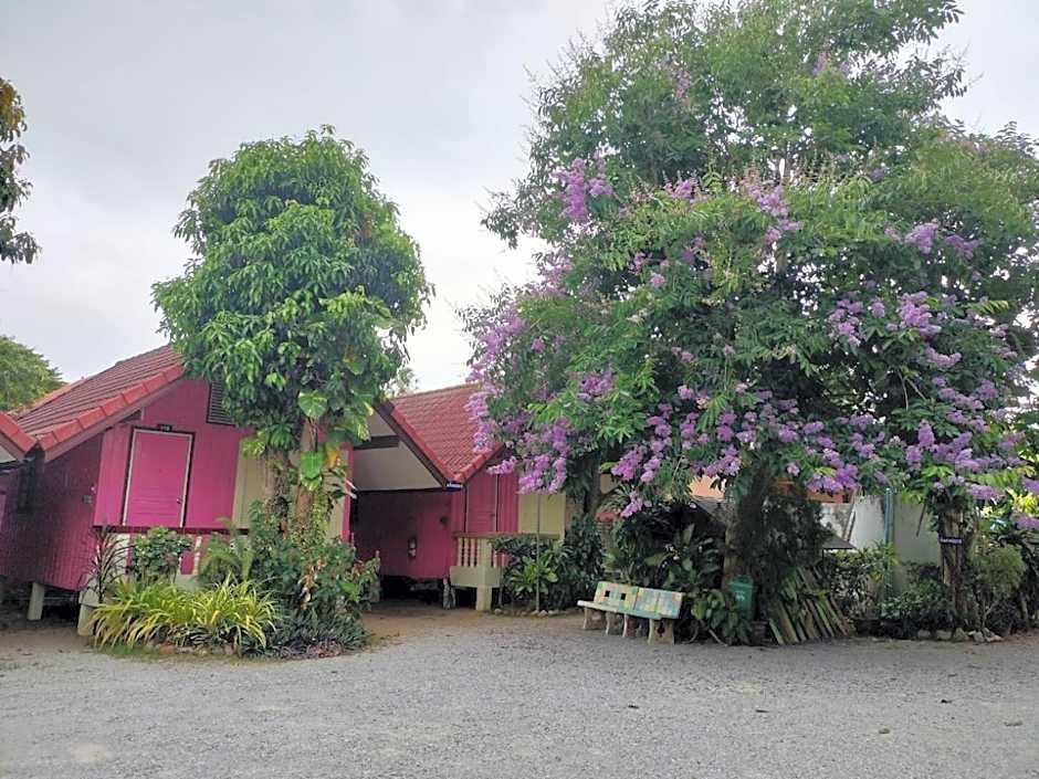 Haad Somboon House