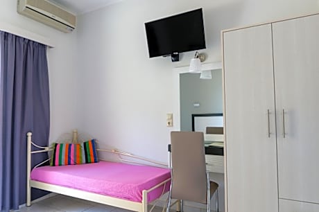 Studio with Sea View