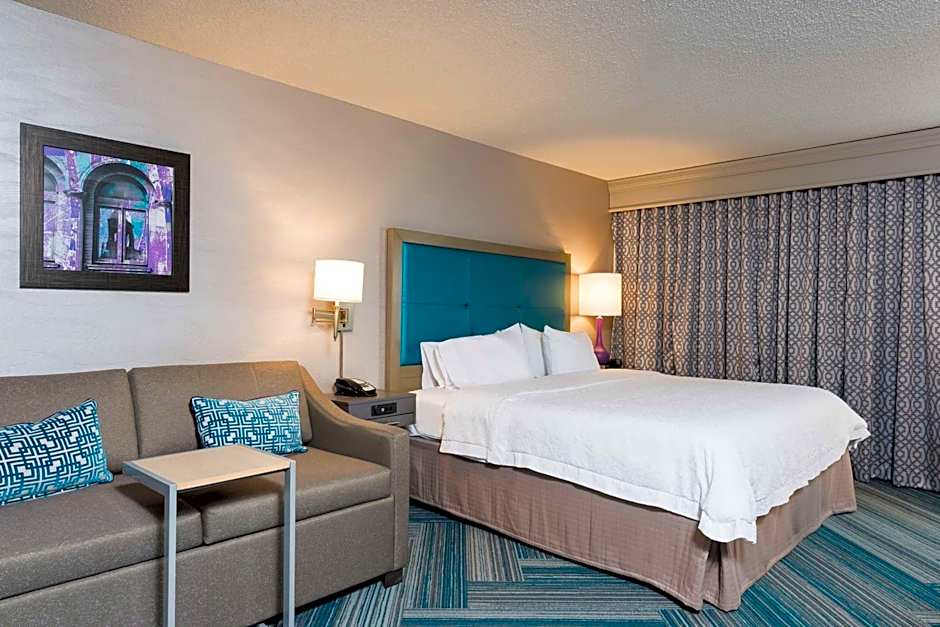 Hampton Inn By Hilton Midland