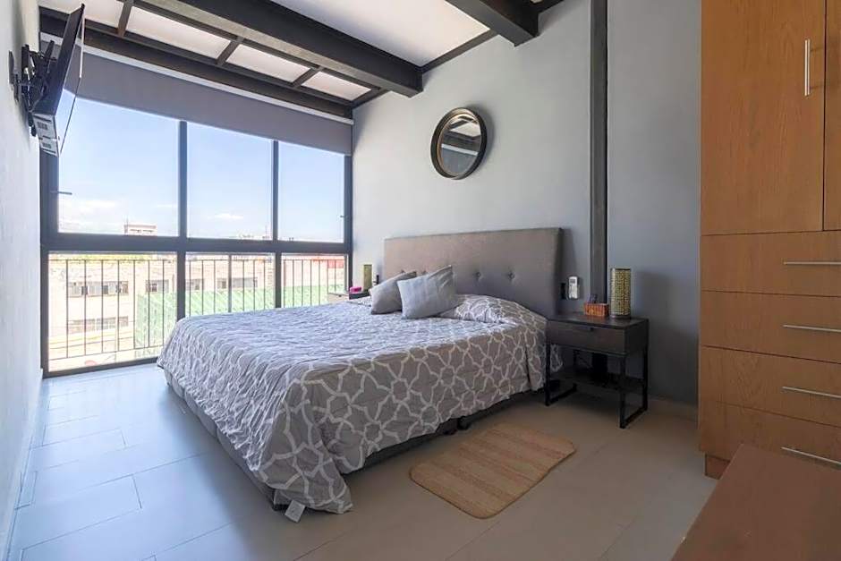 2Ph Large 2Brm 3 bath AC private terrace apt