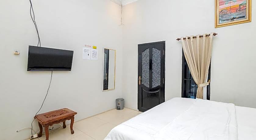 Boss Residence Serang Mitra RedDoorz