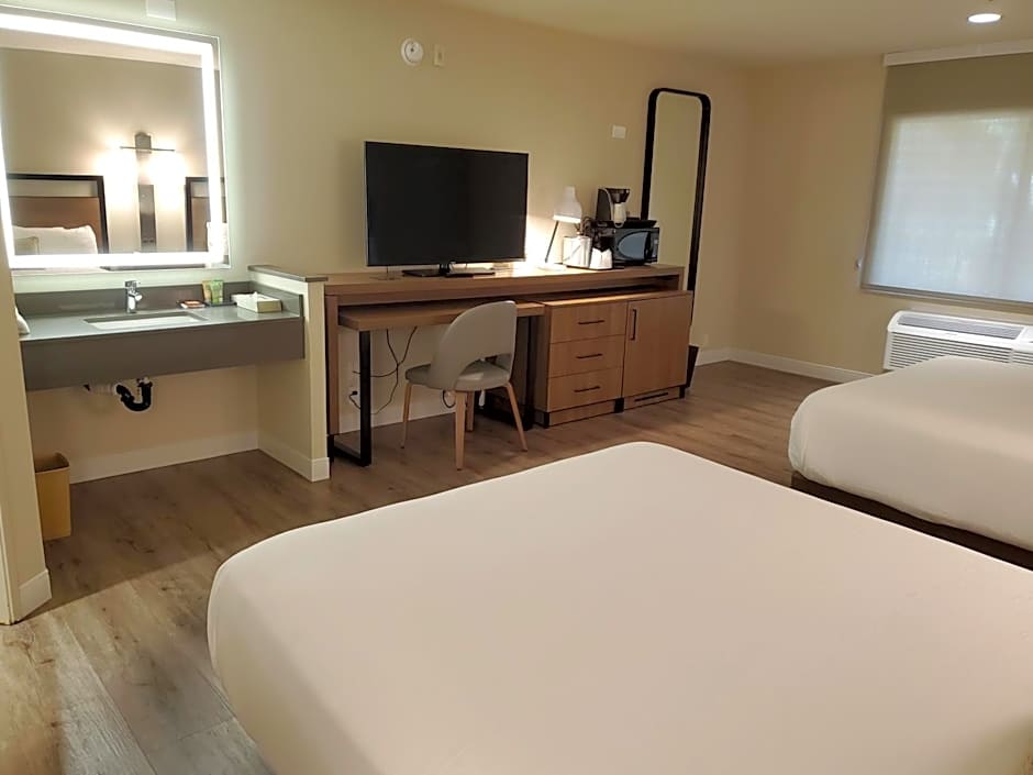 Wyndham Garden San Diego Near Seaworld