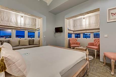 King Room with Balcony