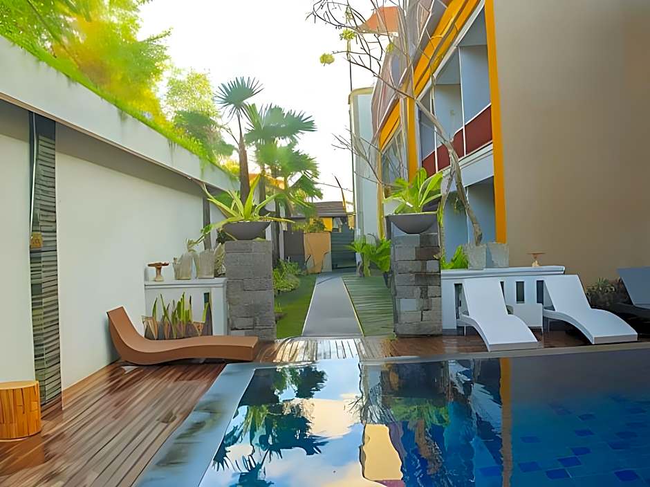 Kamini Legian Hotel