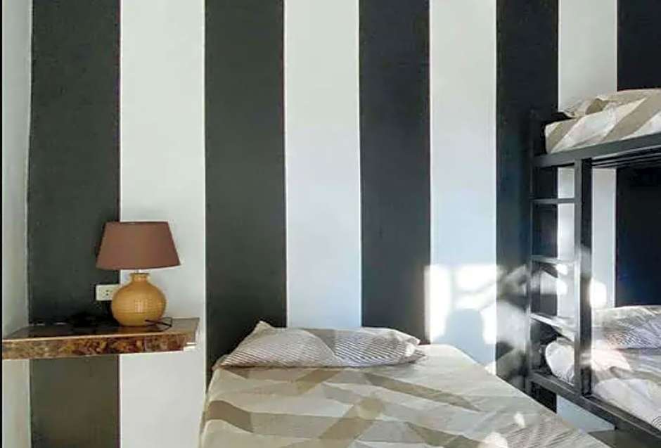 RedDoorz @ Piamonte Apartelle Santo Tomas Batangas