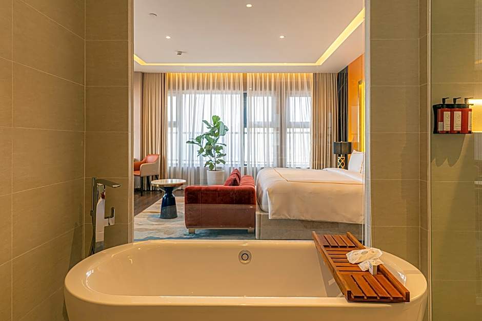 Vias Hotel Vung Tau - Transportation Included 