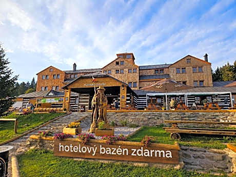 Horský hotel Kolínská bouda