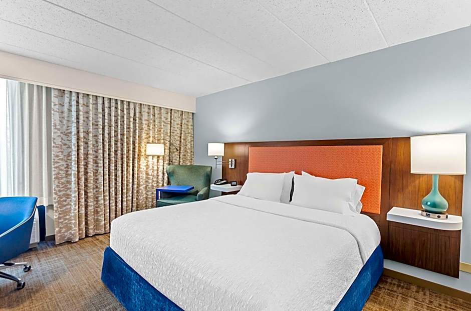 Hampton Inn By Hilton Chicago/Naperville