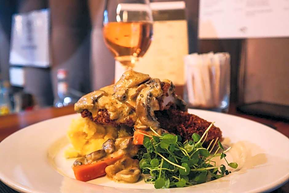 Parklands Motorlodge & Holiday Park