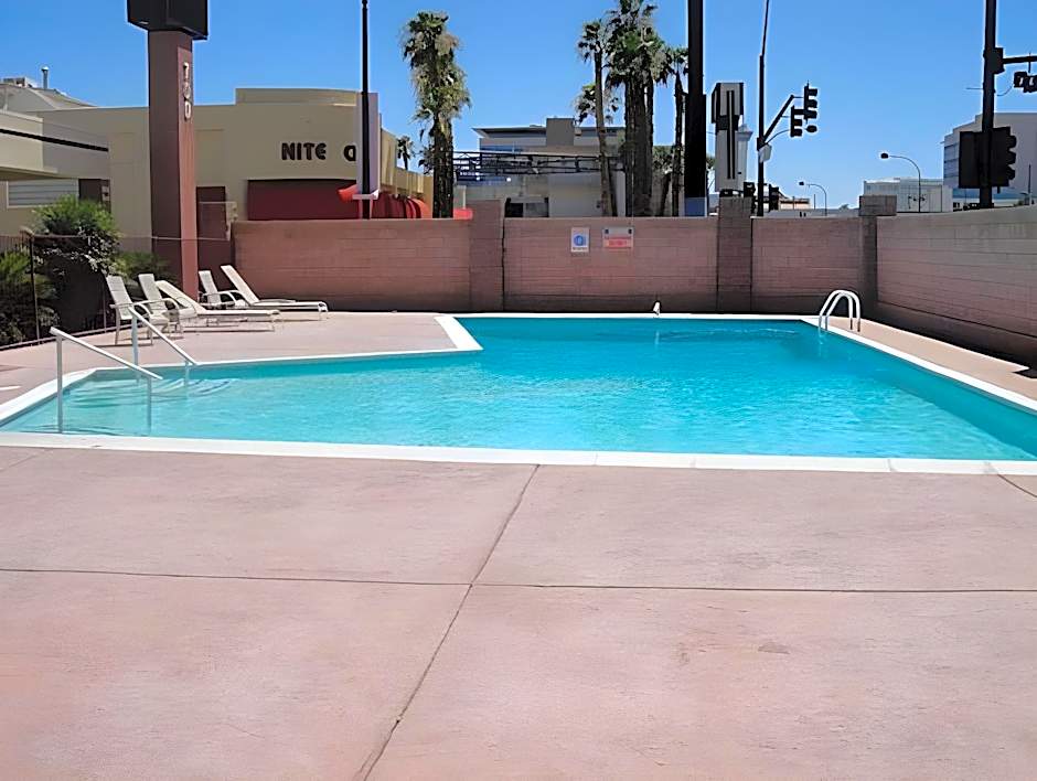 DTLV, a Baymont by Wyndham