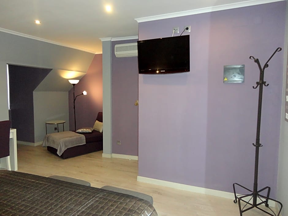 Grande Pensao Residencial Alcobia