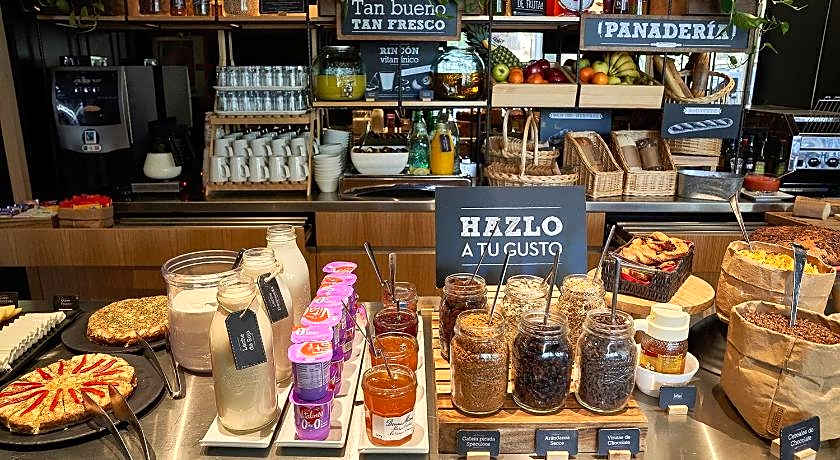 ibis Barcelona Pza Glories 22