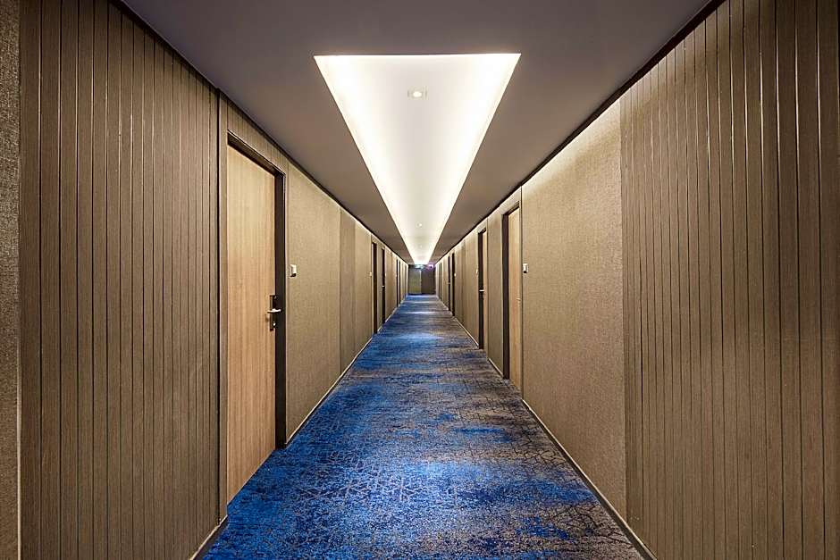 Grace At Five by Grace Hotel Bangkok