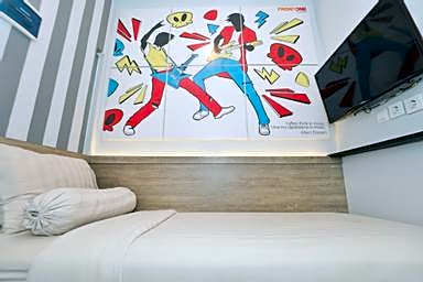 Front One Budget Hotel Tirtonadi Solo