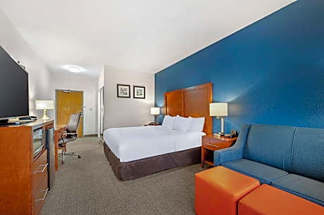 1 King Bed, Nonsmoking