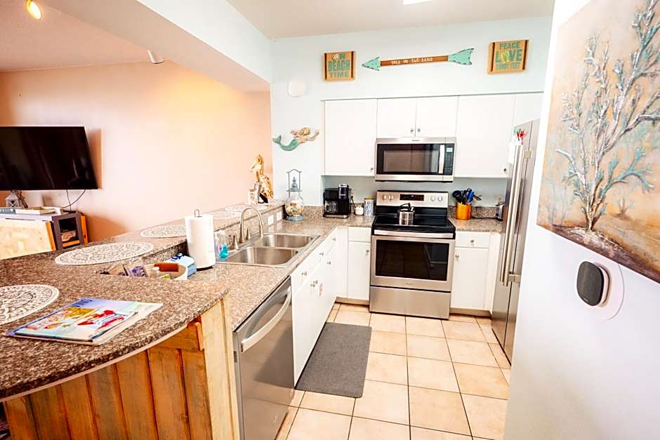 Beach Condo at the Shores of Panama Condos - Unit 918