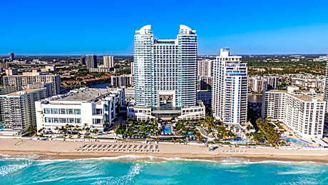 The Diplomat Beach Resort Hollywood, Curio Collection by Hilton