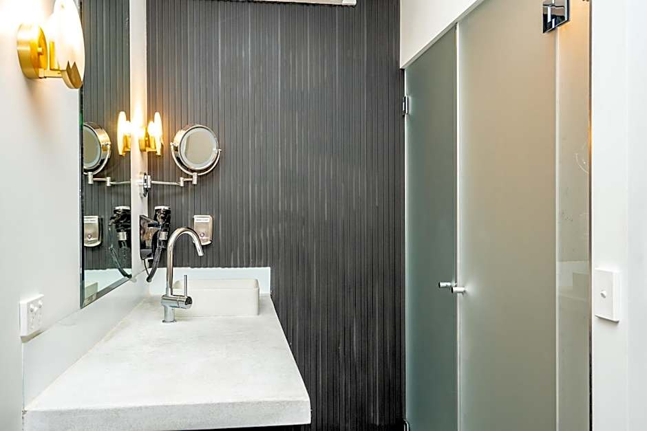 Grand Hotel and Studios