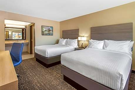 Deluxe Double Room with Two Double Beds - Non-Smoking