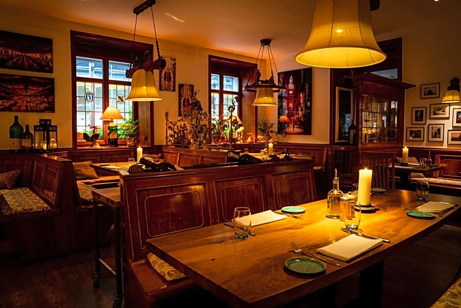 Ott's Hotel Weinwirtschaft & Biergarten Weil am Rhein/Basel