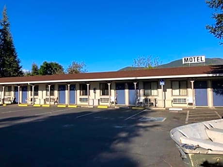 Kelseyville Motel