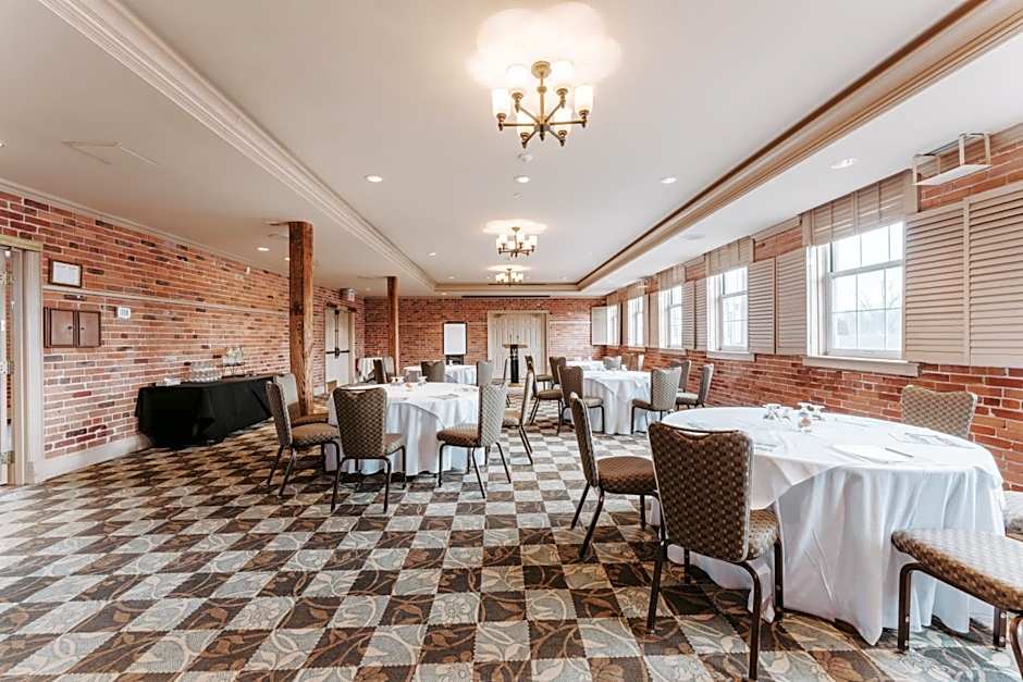 Pillar And Post Inn & Spa