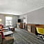 Hampton Inn By Hilton & Suites Newtown