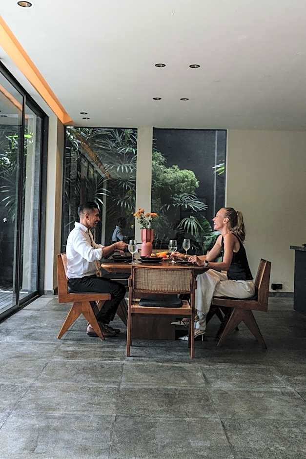 Black Villas Canggu Beach by OXO