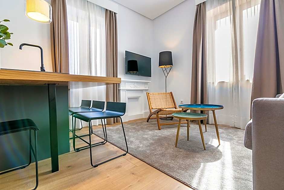 Aquitania Home Suites