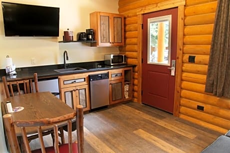 King Studio Cabin