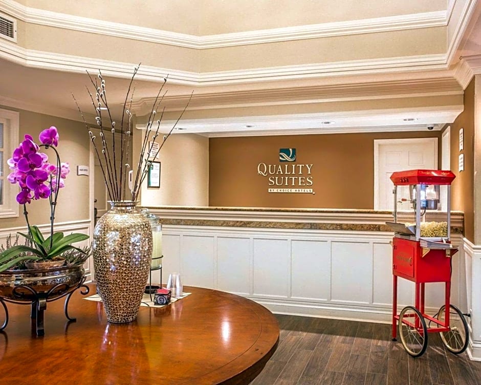 Quality Suites Atlanta Buckhead Village North