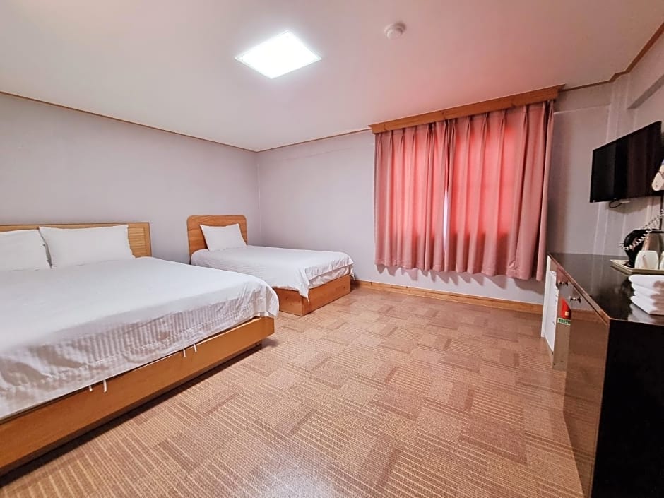 Hotel G