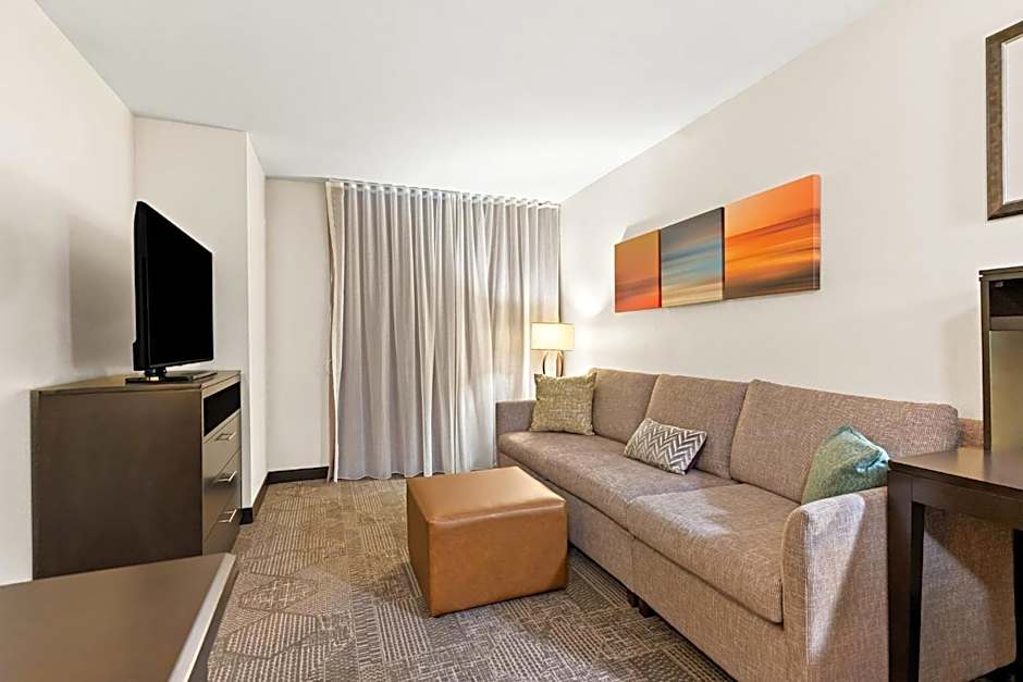 Staybridge Suites Cincinnati North By IHG